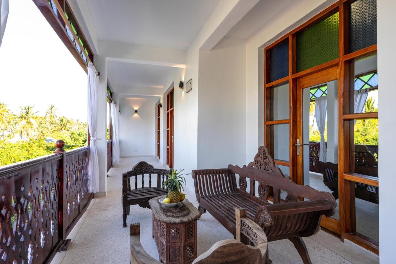 Tasneem Islamic Luxury Suites Jambiani  Exterior photo